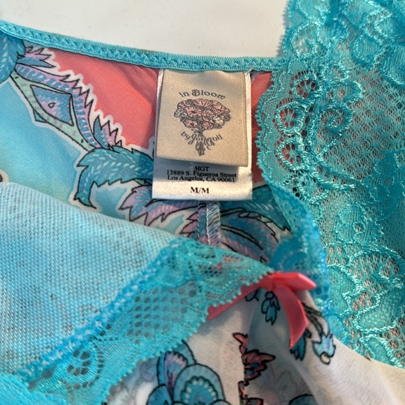 PTP 16 to 18 length 34 inches. has adjustable straps, turquoise blue pinks - Picture 3 of 5